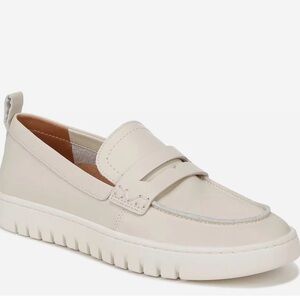 Amazon Cream White Loafers with Hard Sole Buisness Casual Formal